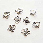 Breloque Fleur Métal N°120 x 10 pièces Argent