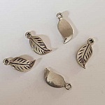 Breloque Fleur Métal N°151 Argent