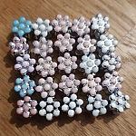 Lot de 25 Perles fleurs N°03