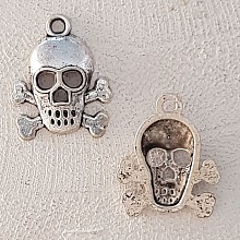 Breloque Tête de mort N°05
