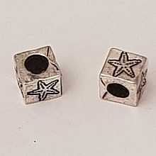 Perle 8 mm Carré N°0554