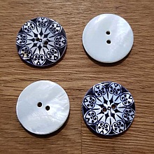 Bouton 2 trous Nacre 25 mm imprimé N°02