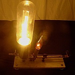 Lampe steampunk du savant fou