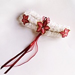 jarretière blanche dentelle et organza fleurs rouges