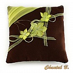 coussin de mariage porte alliances chocolat et fleurs de soie anis thème nature