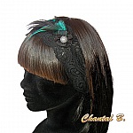 bandeau cheveux dentelle noire et plumes bleu turquoise et noir