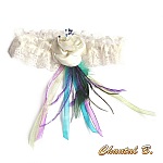 jarretière mariage dentelle ivoire plume de paon et fleur de satin