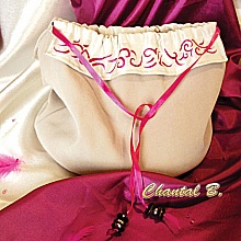 sac pochette maquillage pochon rangement maquillage et produits de toilette parement de soie
