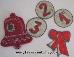 Décors rouges pour calendrier de l'avent