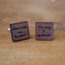 Boutons manchette en bois merisier carré à personnaliser