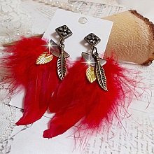 BO Sagesse Amérindienne avec des plumes rouge vif, breloques, plumes et clous d'oreilles en métal Bronze