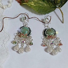 BO Blush Light green montées avec cabochons, estampes, breloques, perles Cristal Swarovski
