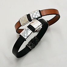 Bracelet cuir homme aux carrés martelés en métal à personnaliser