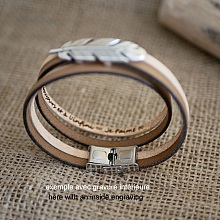 Bracelet cuir double en duo décoré d'une plume argentée