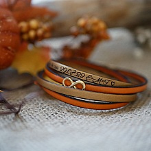Bracelet symbole infini doré cadeau Maman en 2 cuirs à personnaliser  