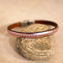 Bracelet femme en cuir rose métallisé à billes argentées 