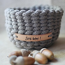 Etiquette à coudre en cuir artisanal personnalisé par message gravé